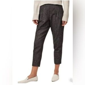Aritzia Babaton Charcoal Cropped Pants